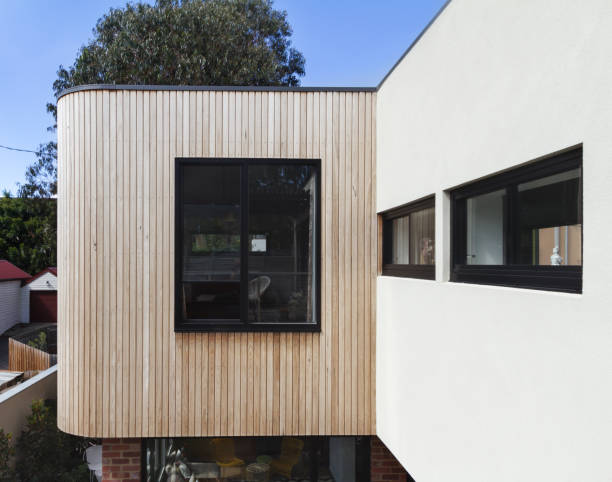 オーストラリアで外装改装の木材クラッド スラットのクローズ アップ - nobody building exterior outdoors house ストックフォトと画像
