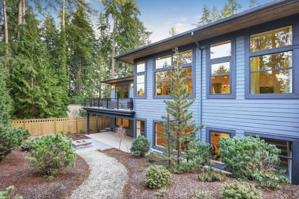 istock Luxurious new construction home in Bellevue, WA 876855468