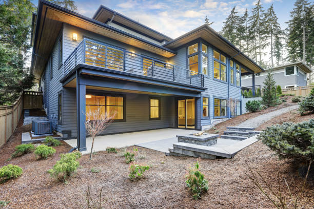 istock Luxurious new construction home in Bellevue, WA 876858520