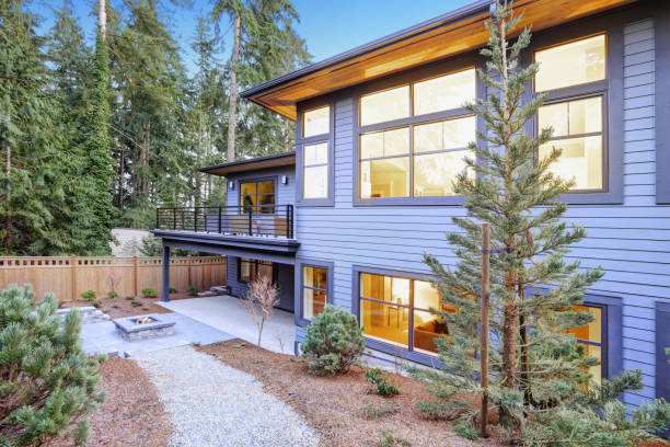 istock Luxurious new construction home in Bellevue, WA. 876861430