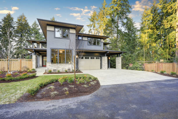 istock Luxurious new construction home in Bellevue, WA 876864992