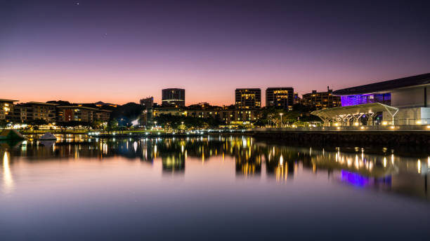 darwin waterfront, nt australien - darwin northern territory australia sunset stock-fotos und bilder