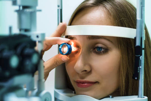 Eyesight exam Ophthalmology eyesight examination cornea photos stock pictures, royalty-free photos & images