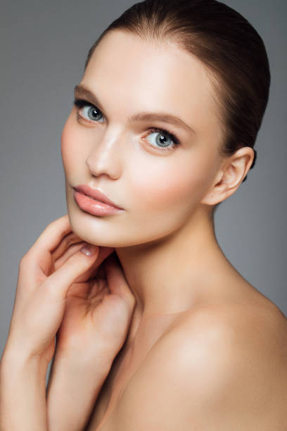 istock Beautiful woman 876958948