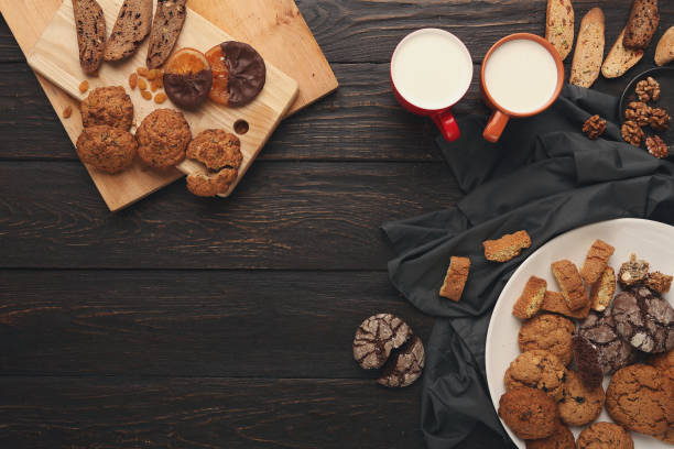 istock Oatmeals cookies and biscotti for warm winter evening 876971642