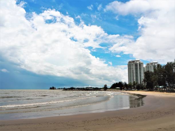 istock Tanjung Lobang Bay Miri Sarawak Malysia 876991314