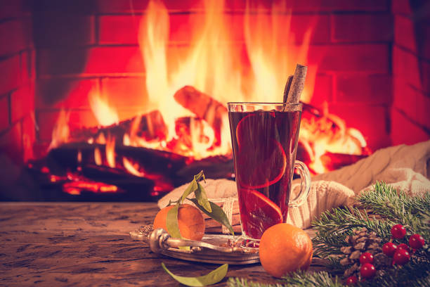 istock Hot mulled wine in a glass 877019320