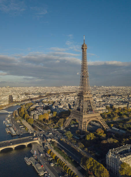 istock Cityscape of Paris 877022300