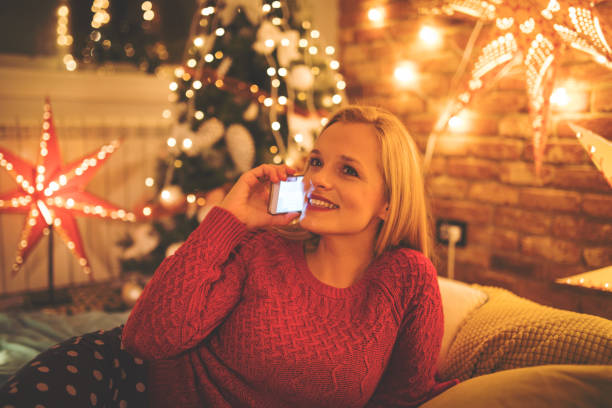 istock Christmas Greetings For Someone Who Is Away 877064120