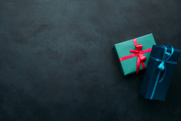 istock man gift choice perfect present surprise 877068634