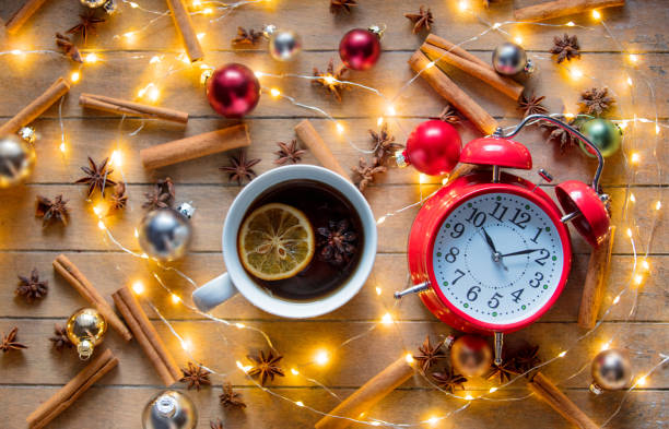 istock Christmas cup of tea and alarm clock 877086638