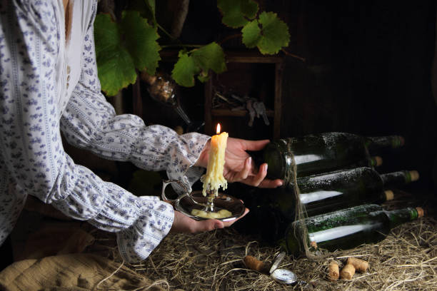 ragazza in cantina - wine rack grape liquor store vineyard foto e immagini stock