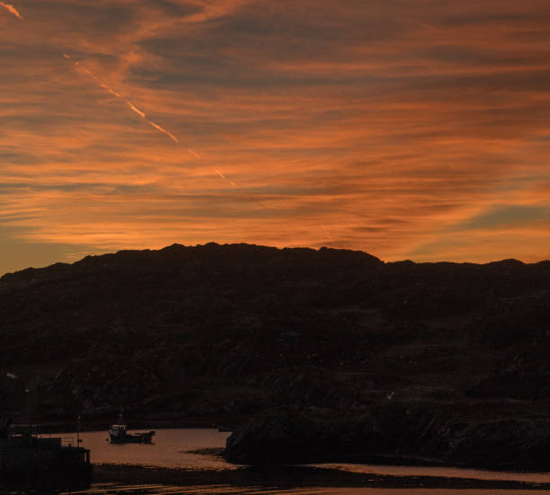 istock Sunrise on Inishbofin 877115338