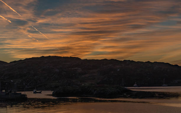 istock Sunrise on Inishbofin 877115400