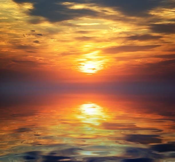 istock Beautiful Sunset sea. Seascape background 877135180