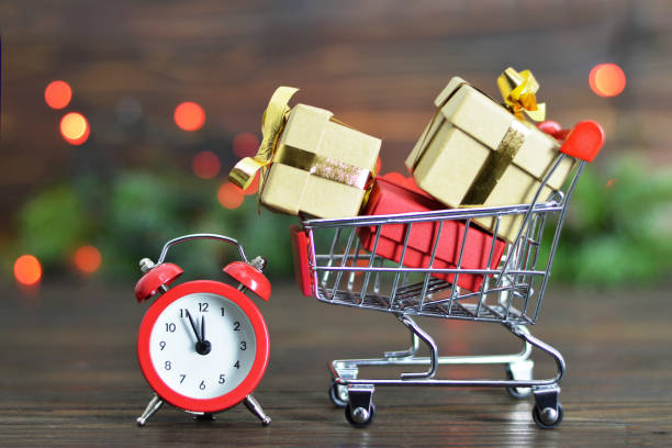989 Last Minute Christmas Shopping Stock Photos, Pictures & Royalty-Free  Images - iStock