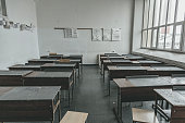 vintage-m%C3%B6bel-in-der-alten-schule.j
