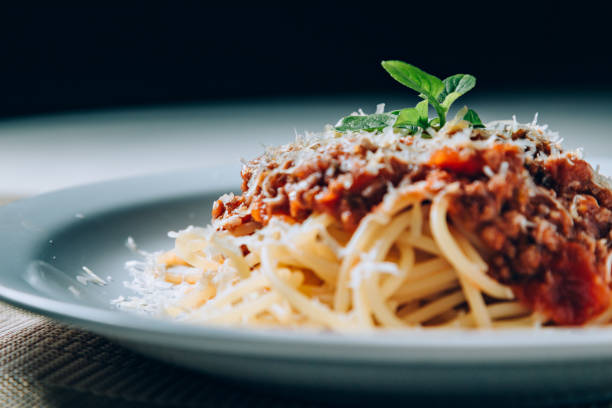 istock Bolognese sauce pasta 877194810