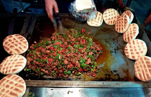 Rou Jia Mo food stall (chinese hamburger), at Zhengning road food Night Market, a popular food location in Lanzhou, the capital city of Gansu province, China