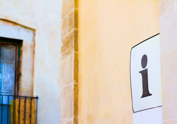 istock Italy: Tourist Information Office/Bureau/Booth 877218912