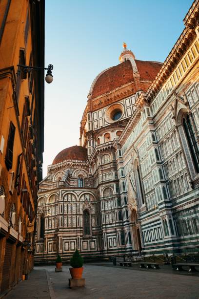 istock Duomo Santa Maria Del Fiore closeup 877277958