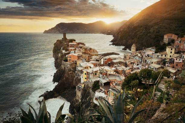 istock Vernazza sunset in Cinque Terre 877284684