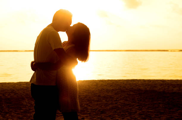 istock Asian loving couple 877492910
