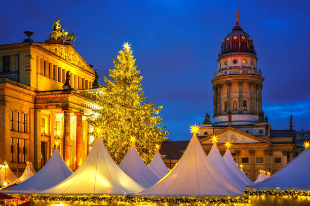 istock Christmas market in Berlin 877505402