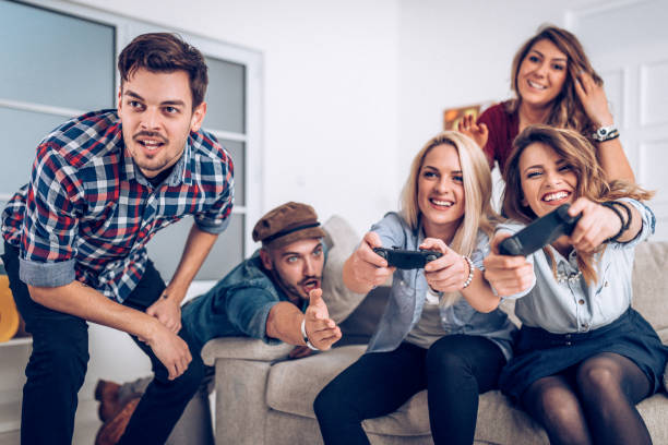 istock Playing games in office on coffee break 877712144