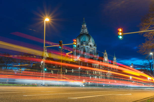 hannoverská radnice ve večerních hodinách - hannover - stock snímky, obrázky a fotky