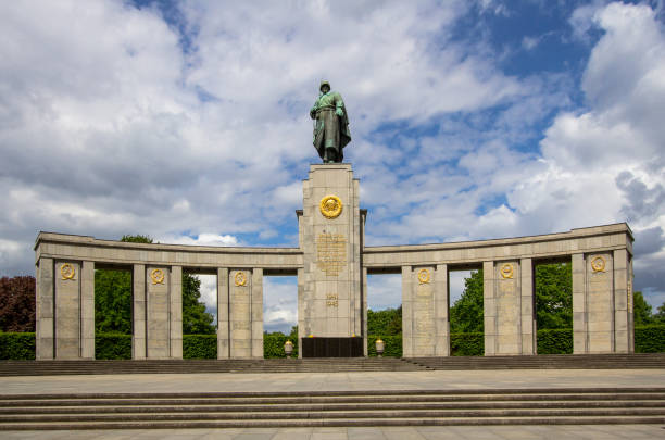 istock Soviet War Memorial in Tiergarten in central Berlin, Germany 877853570