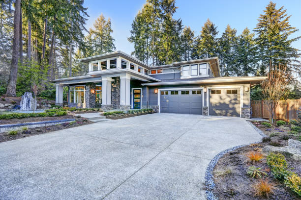 istock Luxurious new construction home exterior 877861178