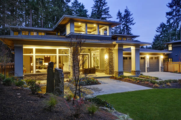 istock Luxurious new construction home exterior 877861610
