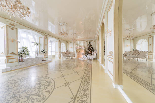 istock Christmas morning. luxury classic apartments with a white fireplace. 877886884