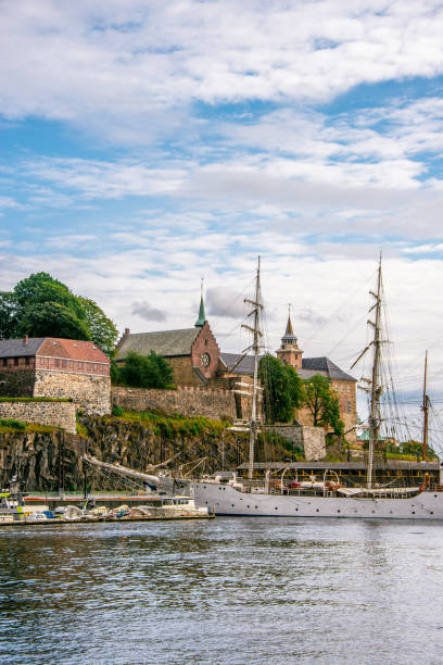 istock Fjorden Pipervika on Sunset, Oslo, Norway 878031684