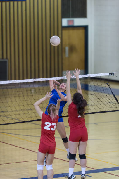 obrona wygrywa gry - sport volleyball high school student teenager zdjęcia i obrazy z banku zdjęć