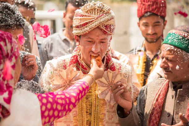 전통적인 인도 결혼식 - son in law 뉴스 사진 이미지