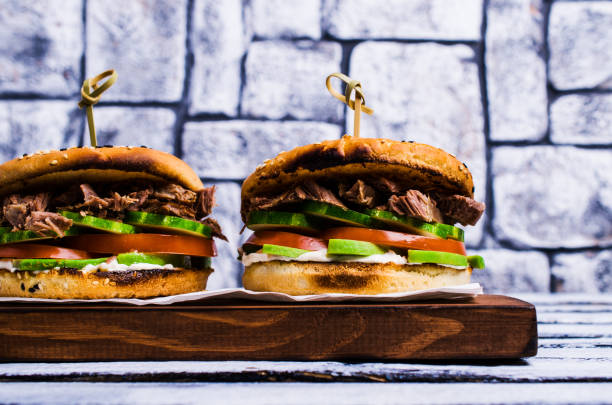 istock Sandwich with meat and vegetables 878075472