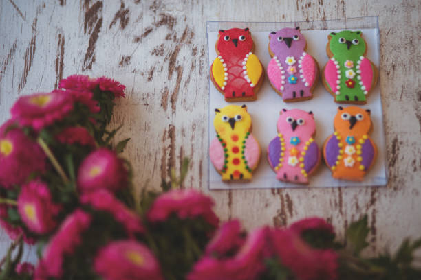 istock Flowers and cookies 878144228