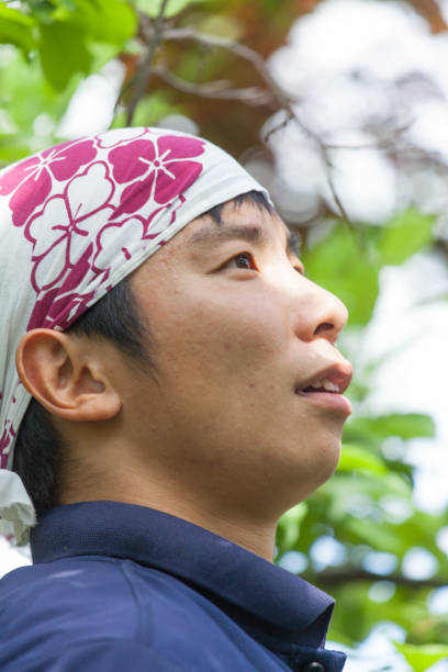 istock Young Japanese Gardener 878176970