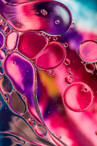 istock Oil on Water Art 878184412