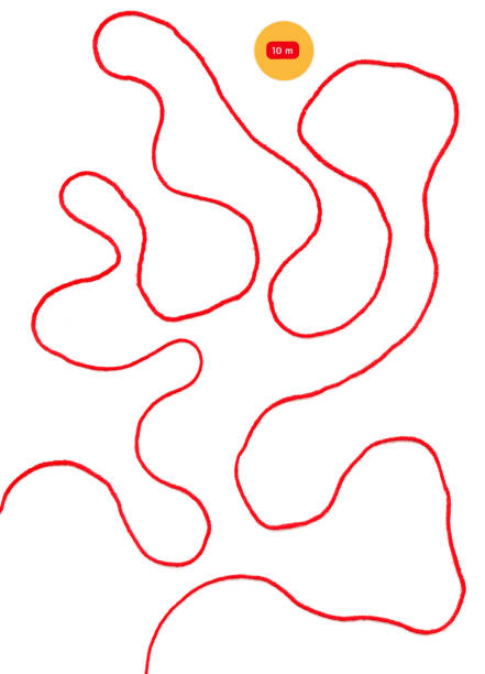красная шерстяная нить, уложенная в петли - петля виселицы фотографии стоковые фото и изображения