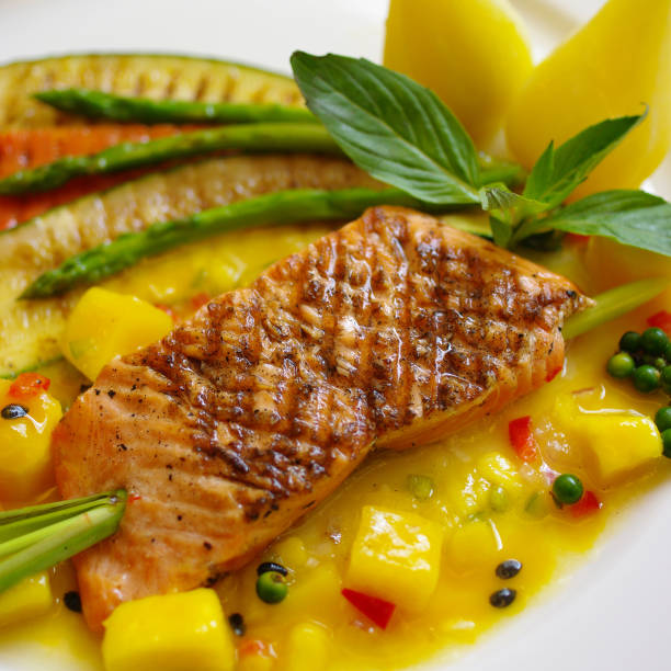 istock Salmon steak with pineapple sauce 878269310