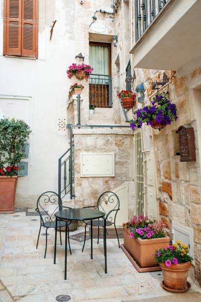 istock Characteristic building in Polignano a mare, Apulia, Italy 878280974