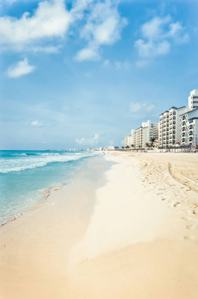 istock Idyllic Caribbean beach. Cancun, Mexico. 878351368