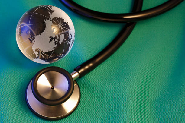 istock Global healthcare 878390916