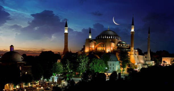 View of Hagia Sophia View of Hagia Sophia after sunset, Istanbul Turkey hagia sophia istanbul photos stock pictures, royalty-free photos & images