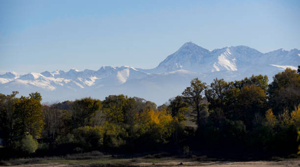 istock a beautiful view of french Pyrenees mountains 878457046