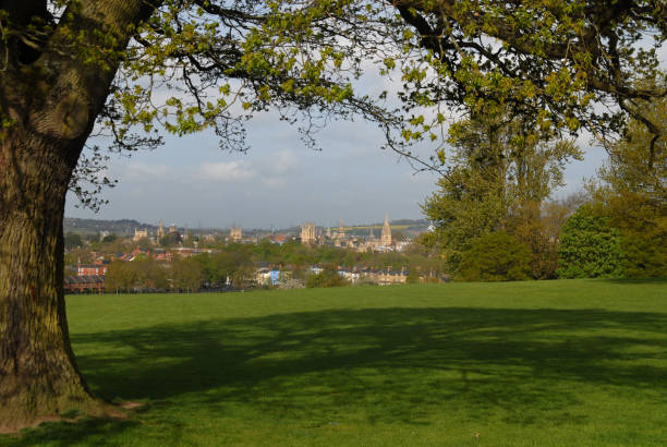 istock Oxford seen from South Park 878533936