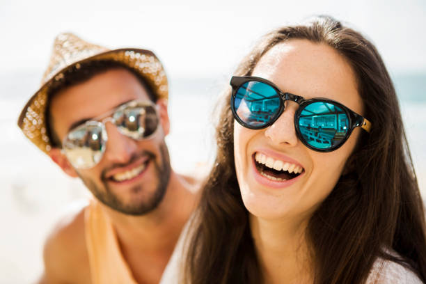 istock Friends at the beach bar 878539002